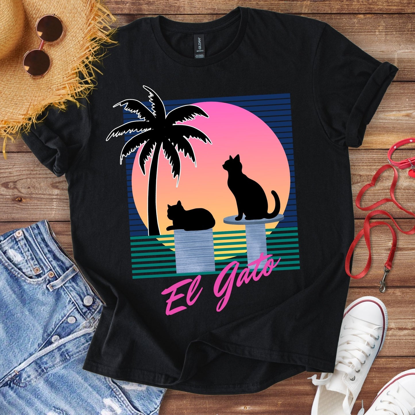 El Gato Retro T-Shirt